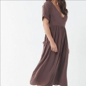 Urban Outfitters Gabrielle midi dress